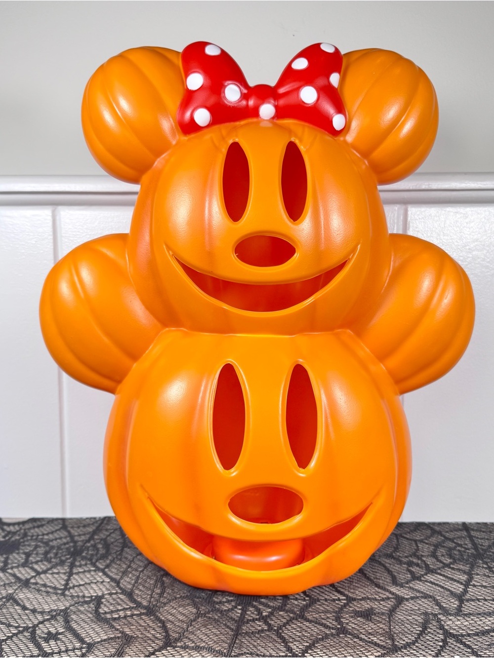NEW Disney Mickey and Minnie Stacked Pumpkin Light-Up Blow Mold